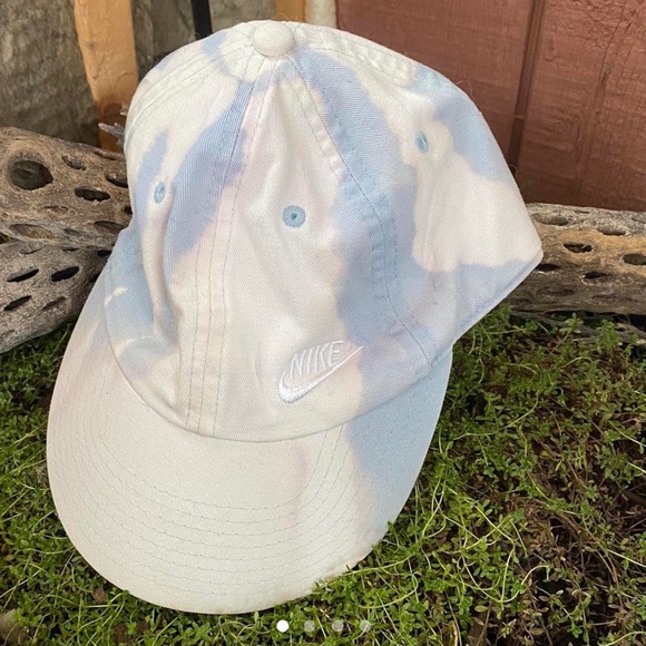 Nike Heritage collection blue and white bleach dyed baseball cap - Picture 1 of 4